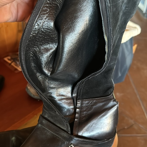 Ralph Lauren two-toned black leather and suede riding boots, beautiful contrast - Picture 10 of 10